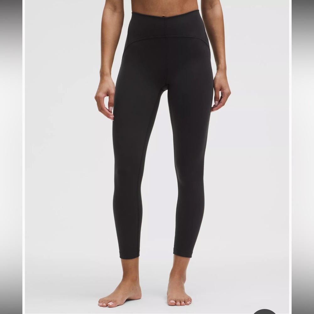 Lululemon InStill High-Rise Tight 25” - Black size 8